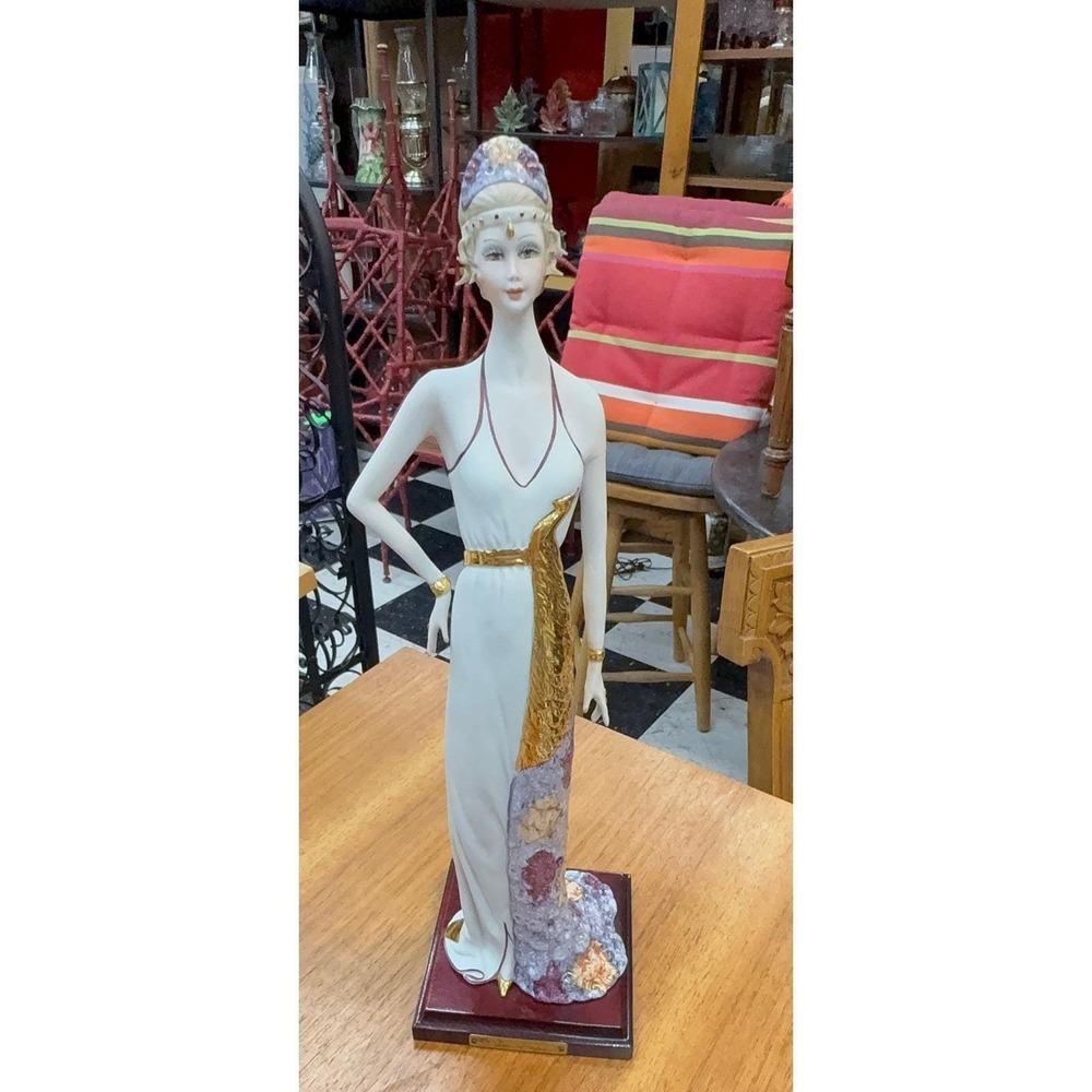 Vittorio Sabadin Capodimonte Lady with Peacock Dress Vintage 1988 Italy 18in